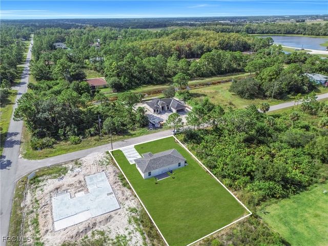 3302 39th ST W, Lehigh Acres, FL 33971