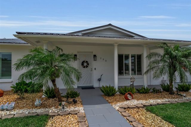 720 S GONDOLA DRIVE, Venice, FL 34293