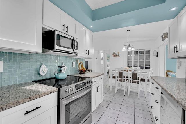 720 S GONDOLA DRIVE, Venice, FL 34293