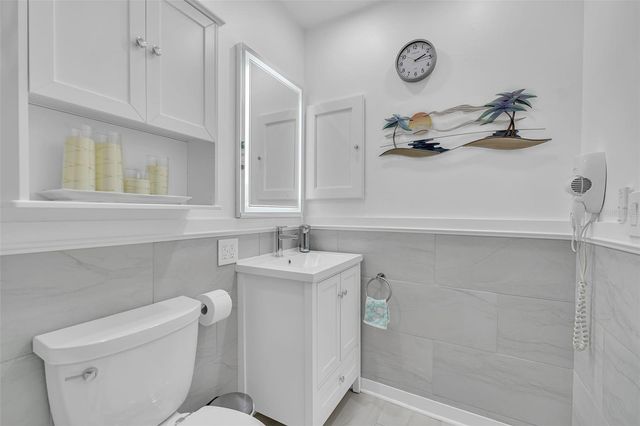 720 S GONDOLA DRIVE, Venice, FL 34293