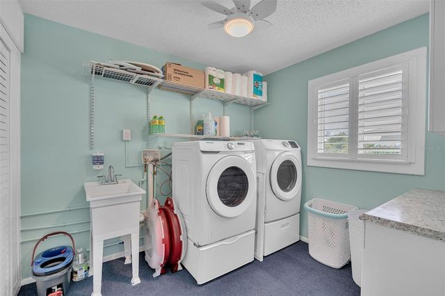 720 S GONDOLA DRIVE, Venice, FL 34293