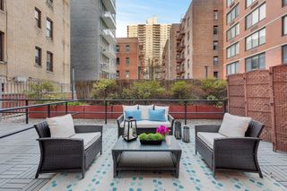 215 W 95TH Street # 2N, New York City, NY 10025