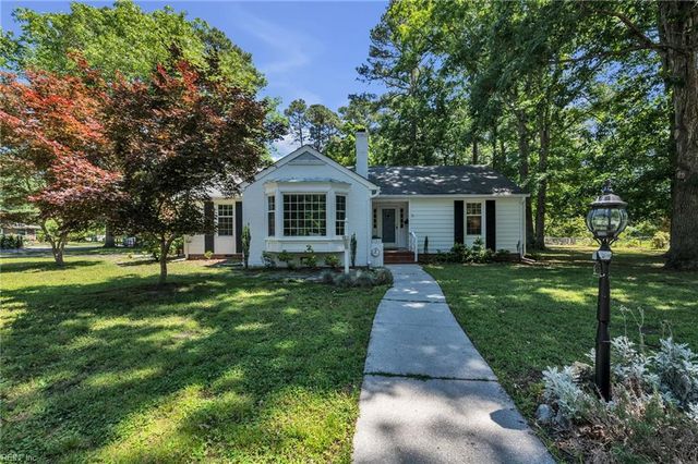 308 Country Club RD, Newport News, VA 23606