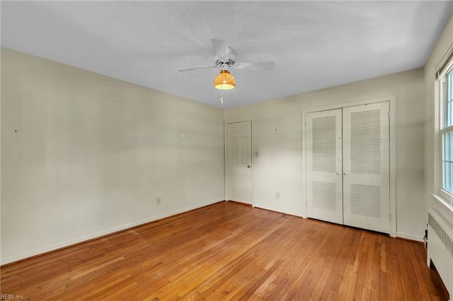 308 Country Club RD, Newport News, VA 23606