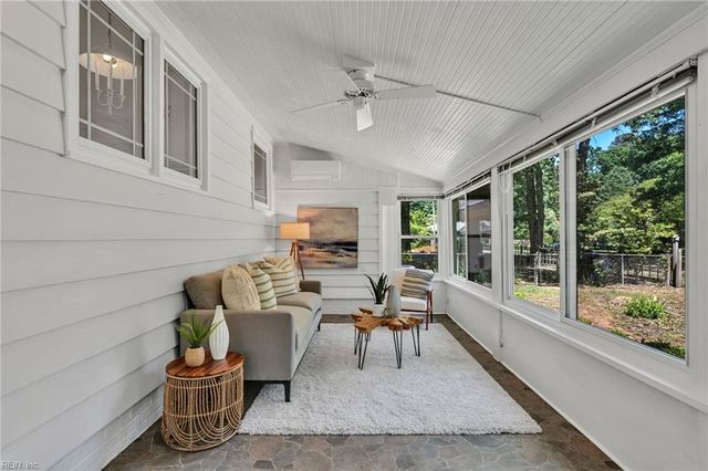308 Country Club RD, Newport News, VA 23606