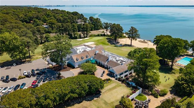 308 Country Club RD, Newport News, VA 23606