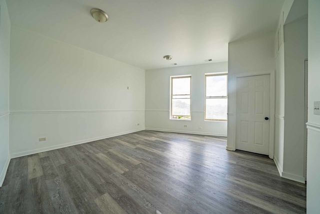 317 S Homan Avenue 3E, Chicago, IL 60624