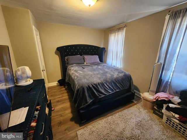 2733 BOOKERT DR, Baltimore, MD 21225