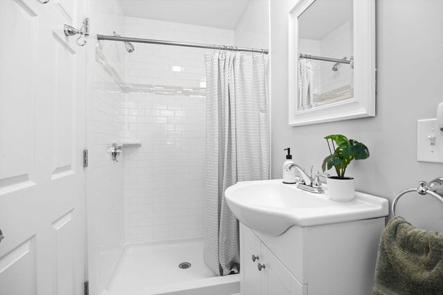 167 Essex St, Melrose, MA 02176