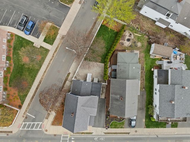 167 Essex St, Melrose, MA 02176