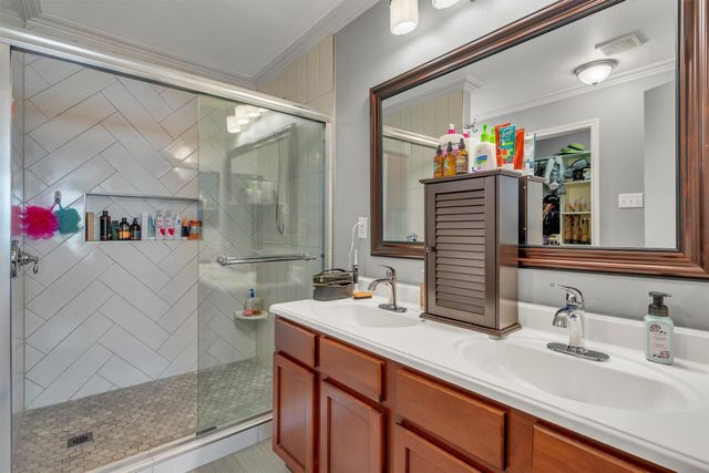 6920 Clark Vista Drive, Dallas, TX 75236