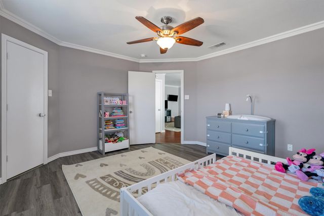 6920 Clark Vista Drive, Dallas, TX 75236