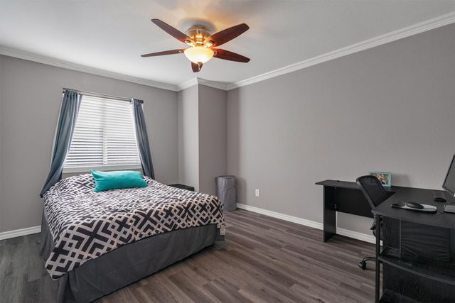 6920 Clark Vista Drive, Dallas, TX 75236