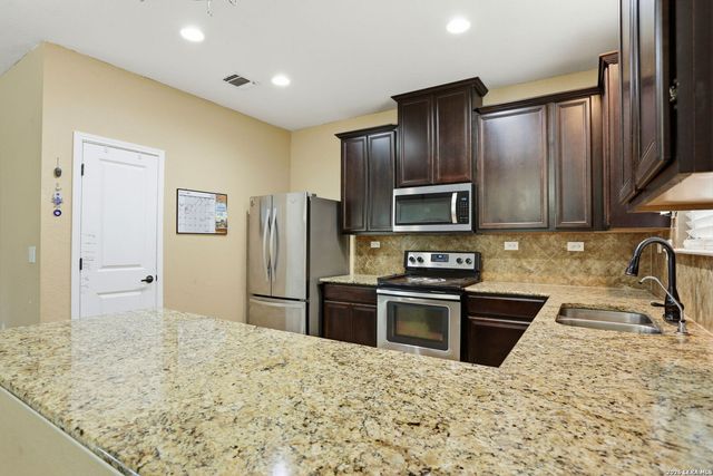 7455 Primrose Post, San Antonio, TX 78218