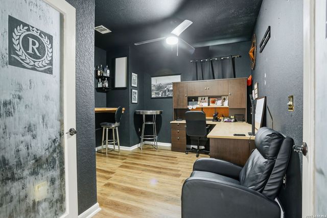 7455 Primrose Post, San Antonio, TX 78218