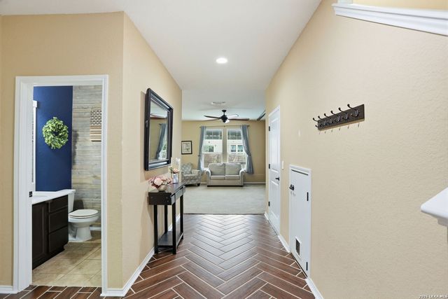 7455 Primrose Post, San Antonio, TX 78218