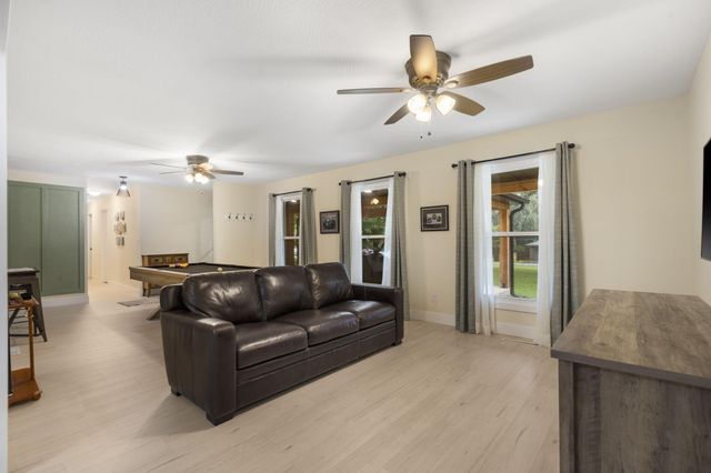 3615 E Churchill Street, Springfield, MO 65809