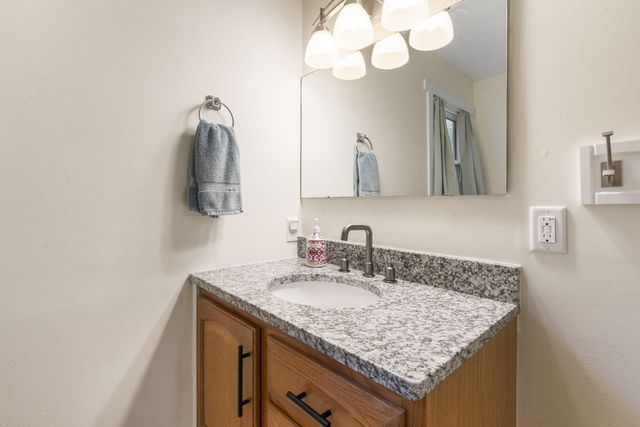 3615 E Churchill Street, Springfield, MO 65809