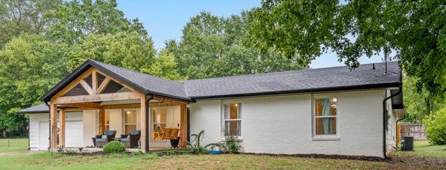 3615 E Churchill Street, Springfield, MO 65809