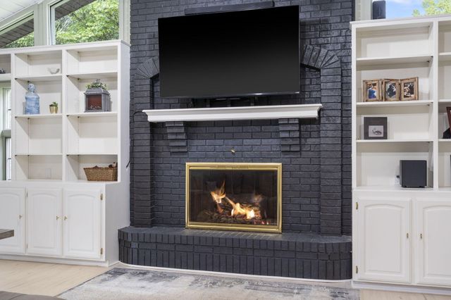 3615 E Churchill Street, Springfield, MO 65809