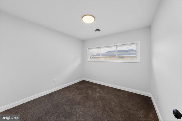 40 MONTROSE DR, Newark, DE 19713