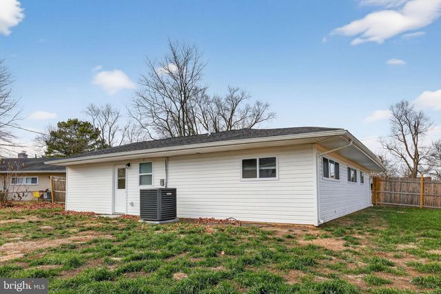 40 MONTROSE DR, Newark, DE 19713