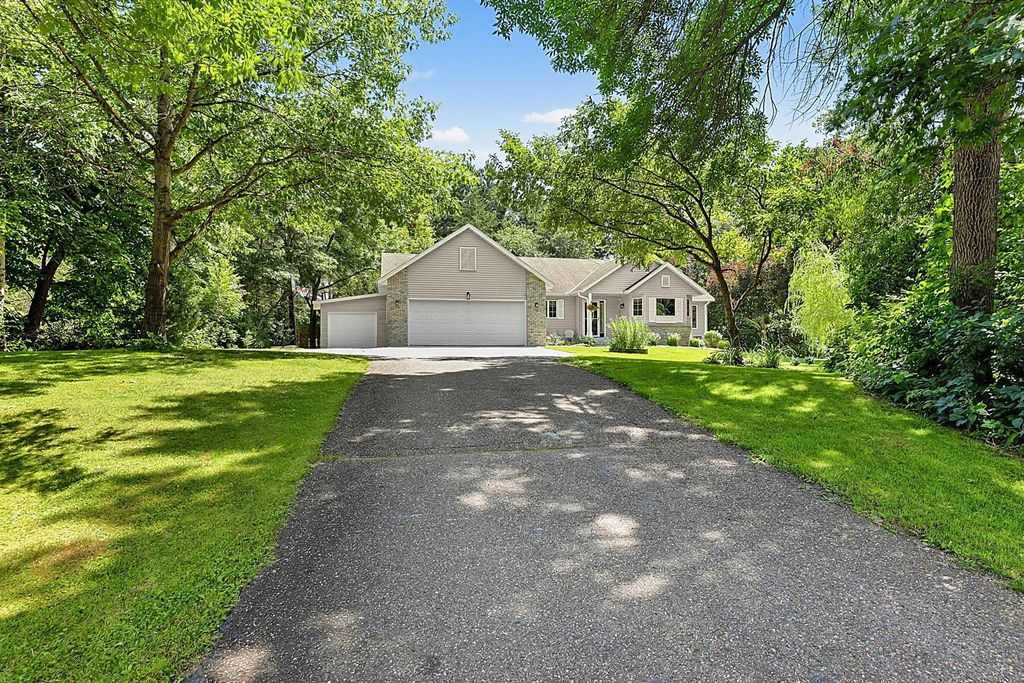580 80th Street NW, Rice, MN 56367