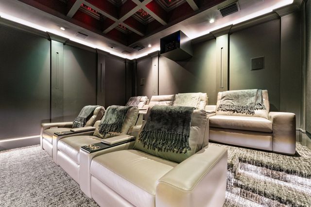 636 Hermitage Circle, Palm Beach Gardens, FL 33410