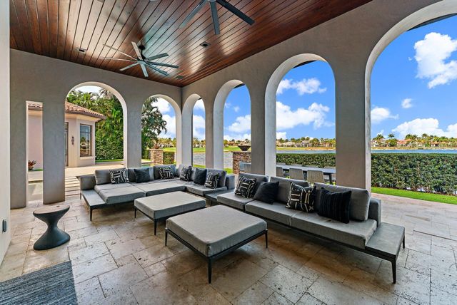 636 Hermitage Circle, Palm Beach Gardens, FL 33410