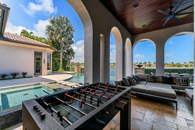 636 Hermitage Circle, Palm Beach Gardens, FL 33410