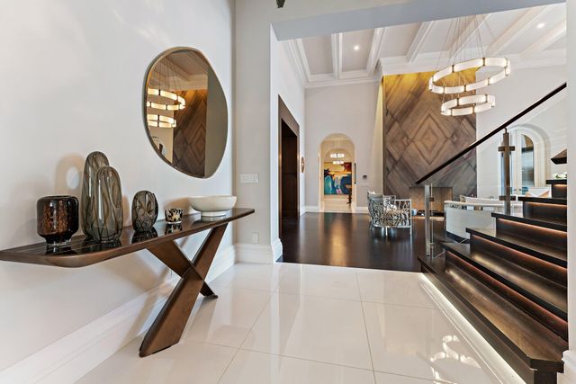 636 Hermitage Circle, Palm Beach Gardens, FL 33410