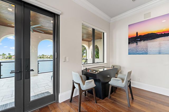 636 Hermitage Circle, Palm Beach Gardens, FL 33410