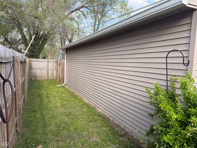 1804 California Street, Columbus, IN 47201