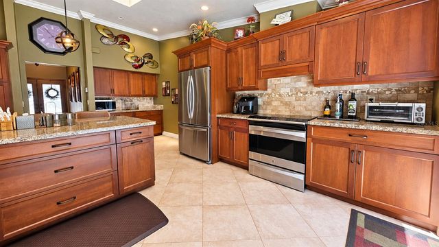 1040 ROSETREE LN, Tarpon Springs, FL 34689
