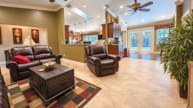 1040 ROSETREE LN, Tarpon Springs, FL 34689
