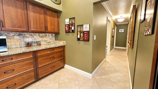 1040 ROSETREE LN, Tarpon Springs, FL 34689