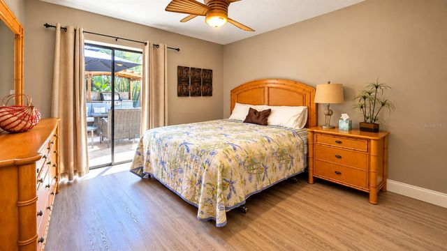 1040 ROSETREE LN, Tarpon Springs, FL 34689