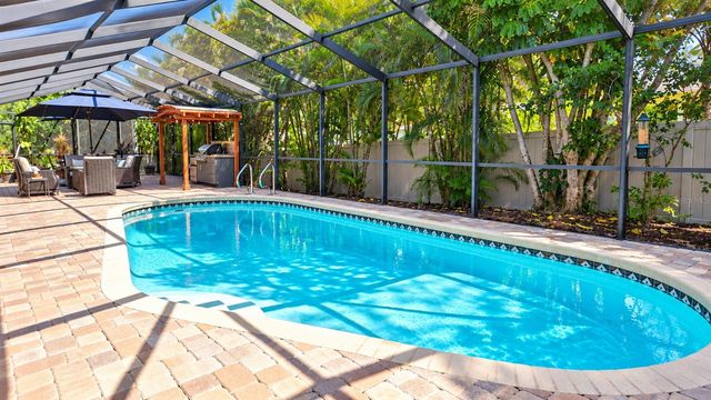 1040 ROSETREE LN, Tarpon Springs, FL 34689