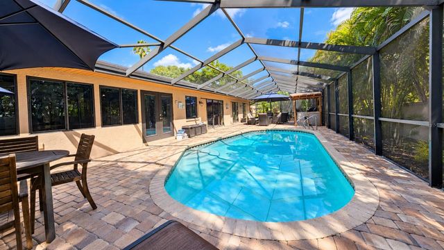 1040 ROSETREE LN, Tarpon Springs, FL 34689