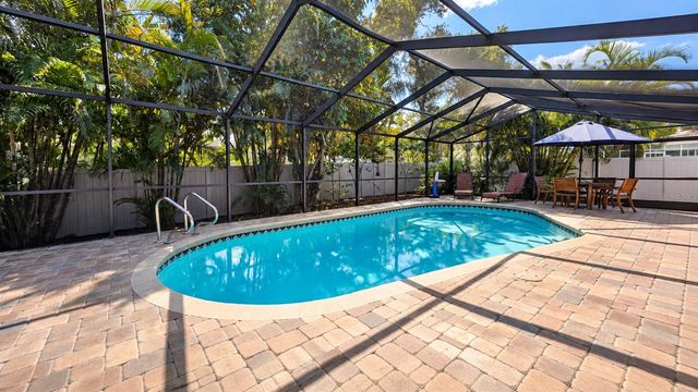 1040 ROSETREE LN, Tarpon Springs, FL 34689