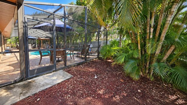 1040 ROSETREE LN, Tarpon Springs, FL 34689