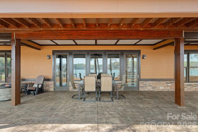 843 Morrison Farm Road, Troutman, NC 28166
