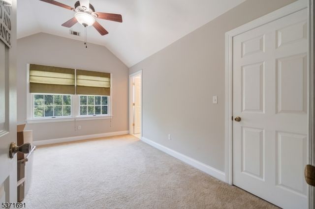 32 Four Bridges Rd, Chester Twp., NJ 07930