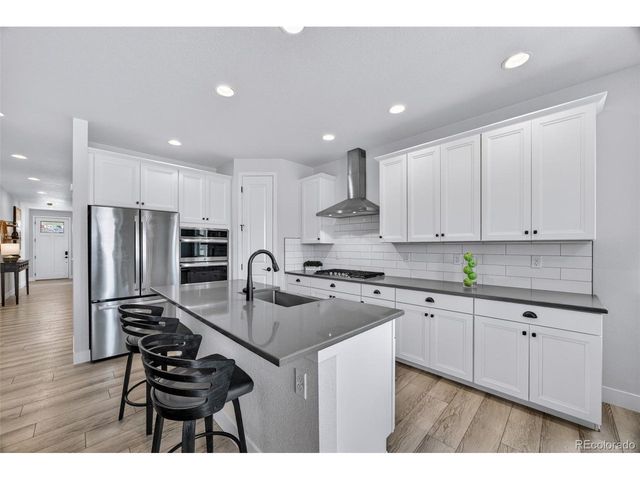 2034 Peralta Loop, Castle Rock, CO 80104