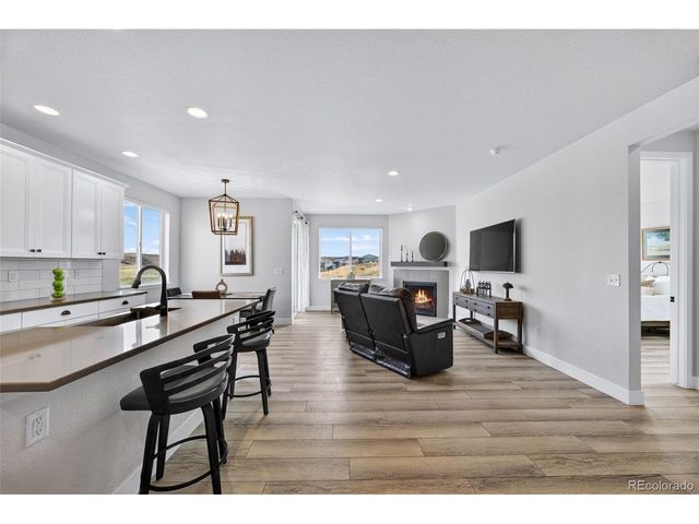 2034 Peralta Loop, Castle Rock, CO 80104