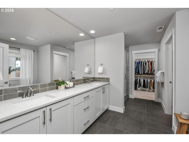 5489 N 91ST Ave, Camas, WA 98607