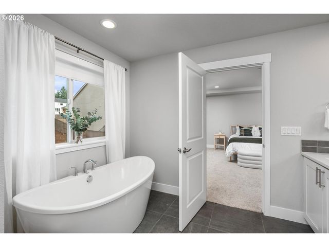 5489 N 91ST Ave, Camas, WA 98607