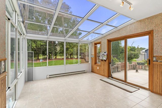 N1576 EVENING STAR DRIVE, Greenville, WI 54942