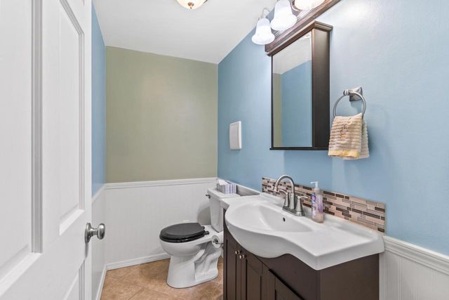 N1576 EVENING STAR DRIVE, Greenville, WI 54942