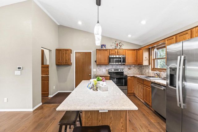 N1576 EVENING STAR DRIVE, Greenville, WI 54942